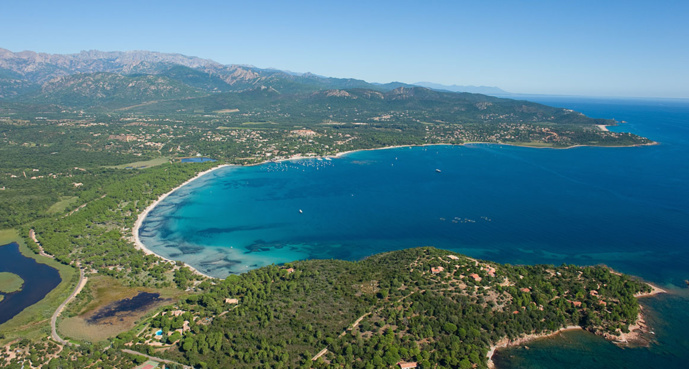 La baie de Pinarello