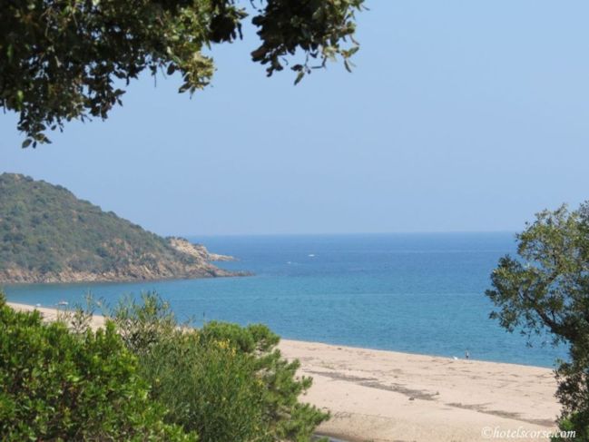 La plage de Lavu Santu La plage de Lavu Santu