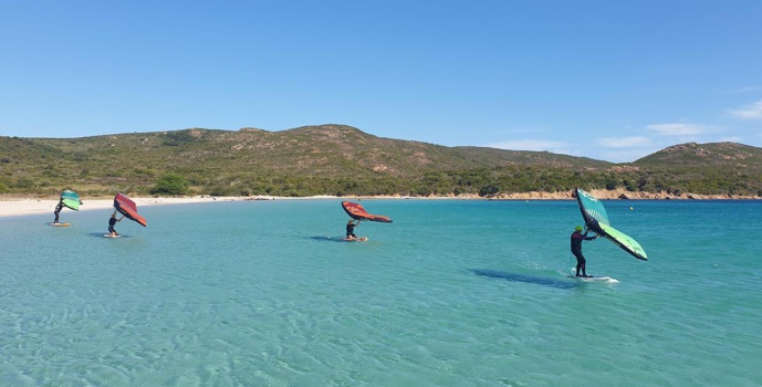 Où faire du wingfoil en Corse ?