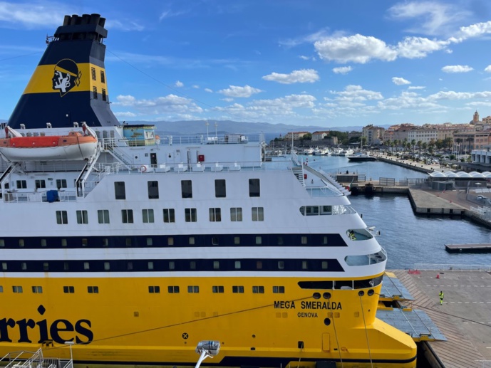 Aller en Corse en Ferry