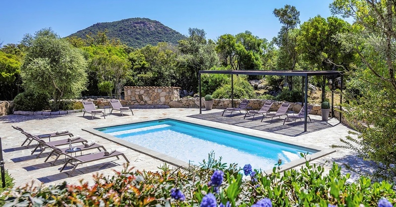 Voyager en Corse : activités, détente et villas de luxe