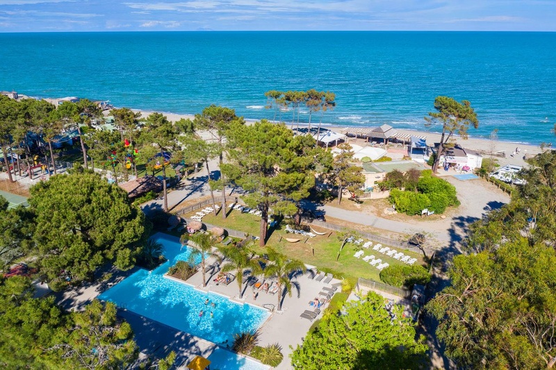 camping pied dans l'eau en Corse camping pied dans l'eau en Corse
