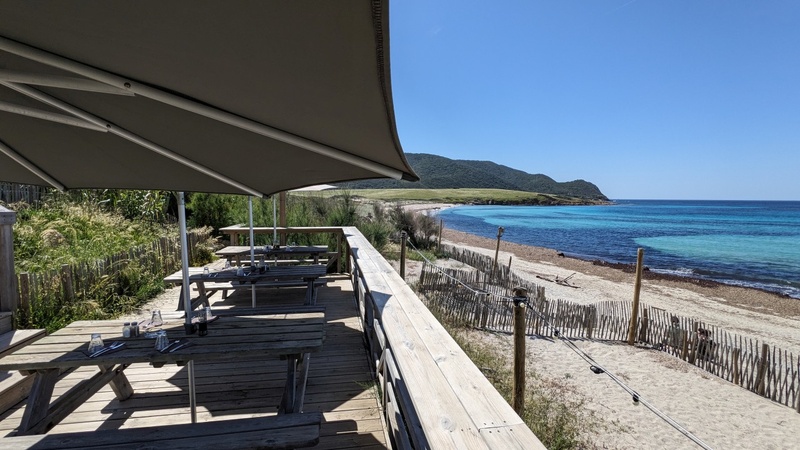 Comment rejoindre les plus belles plages du Golfe d'Ajaccio sans voiture de location
