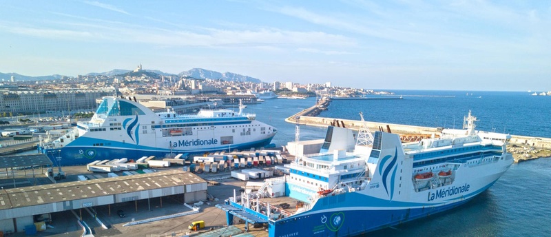 Ferry à Marseille