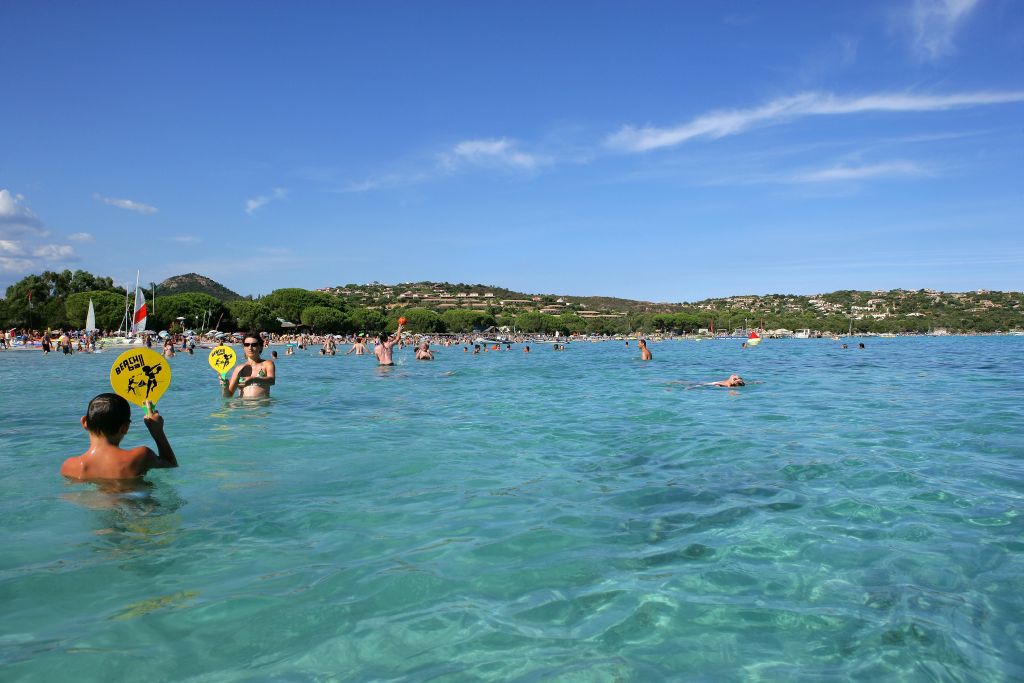 L'été en famille en Corse du Sud, plages et camping multi activités