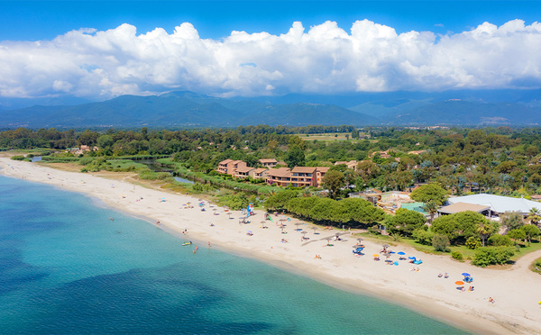 Pourquoi choisir le camping pour les vacances en Corse du Sud ?