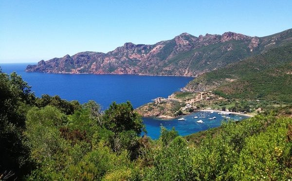 La Corse vue du pont : ce qui rend l'Île de Beauté incontournable dans une croisière en Méditerranée