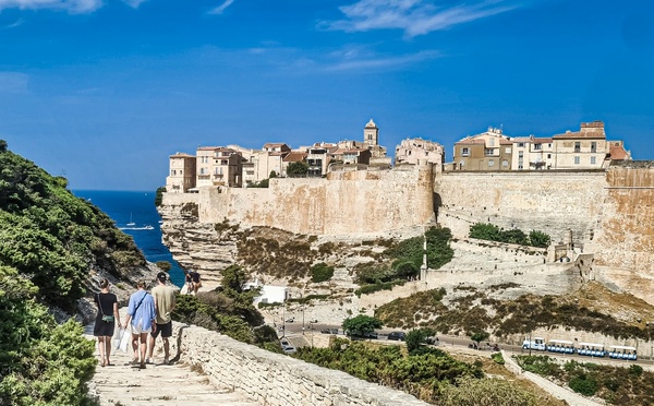 Voyages en Corse en dernière minute : pourquoi l'île de Beauté coche toutes les cases en 2026